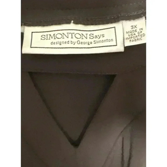 Plus size Simomton Says 3X Black blouse with peekaboo neckline - Picture 3 of 4